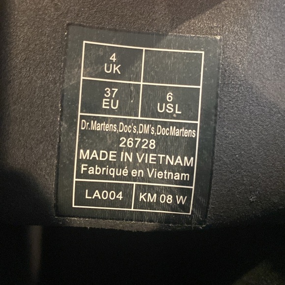 Dr. Marten’s Boots  ( Air cushion sole ) - Picture 6 of 15